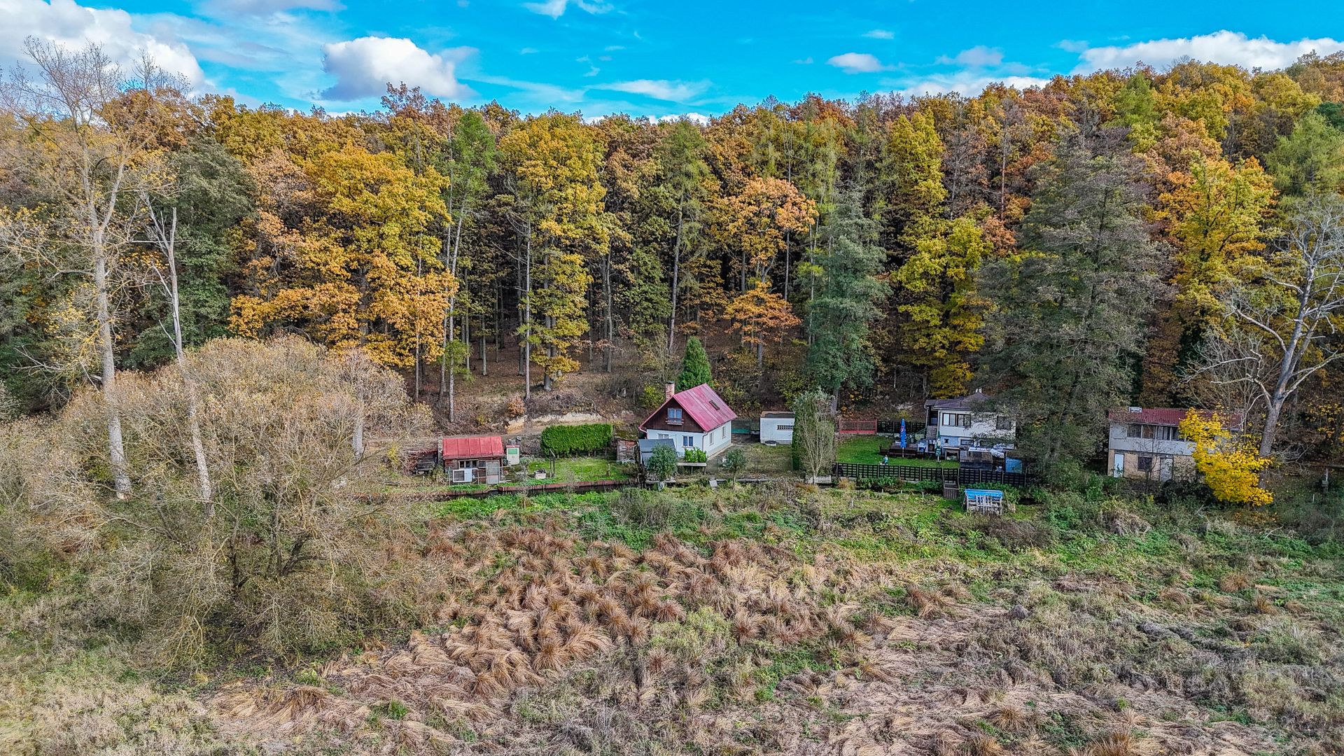 Prodej chaty 3+1 ve Šťáhlavicích